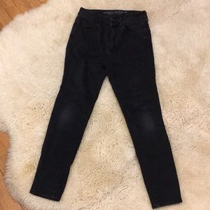 AEO-Black Hi-rise Jegging American Eagle